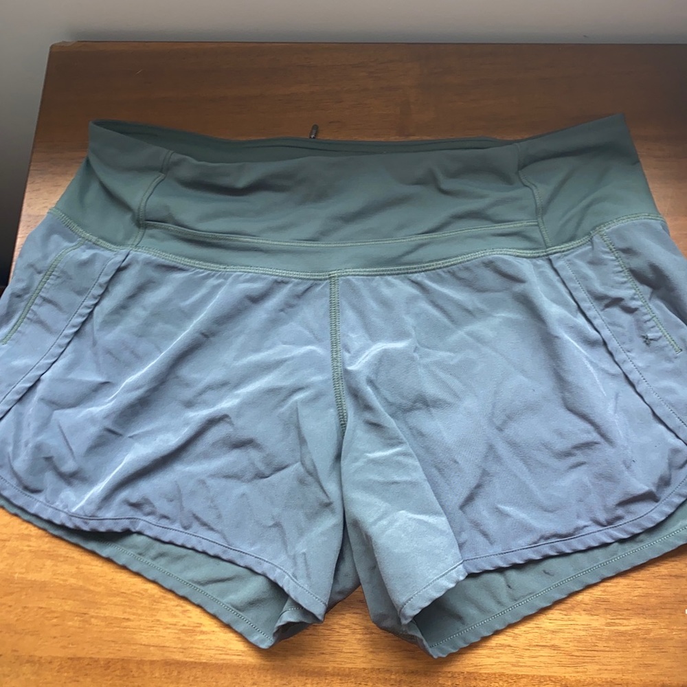 Lululemon shorts size 6